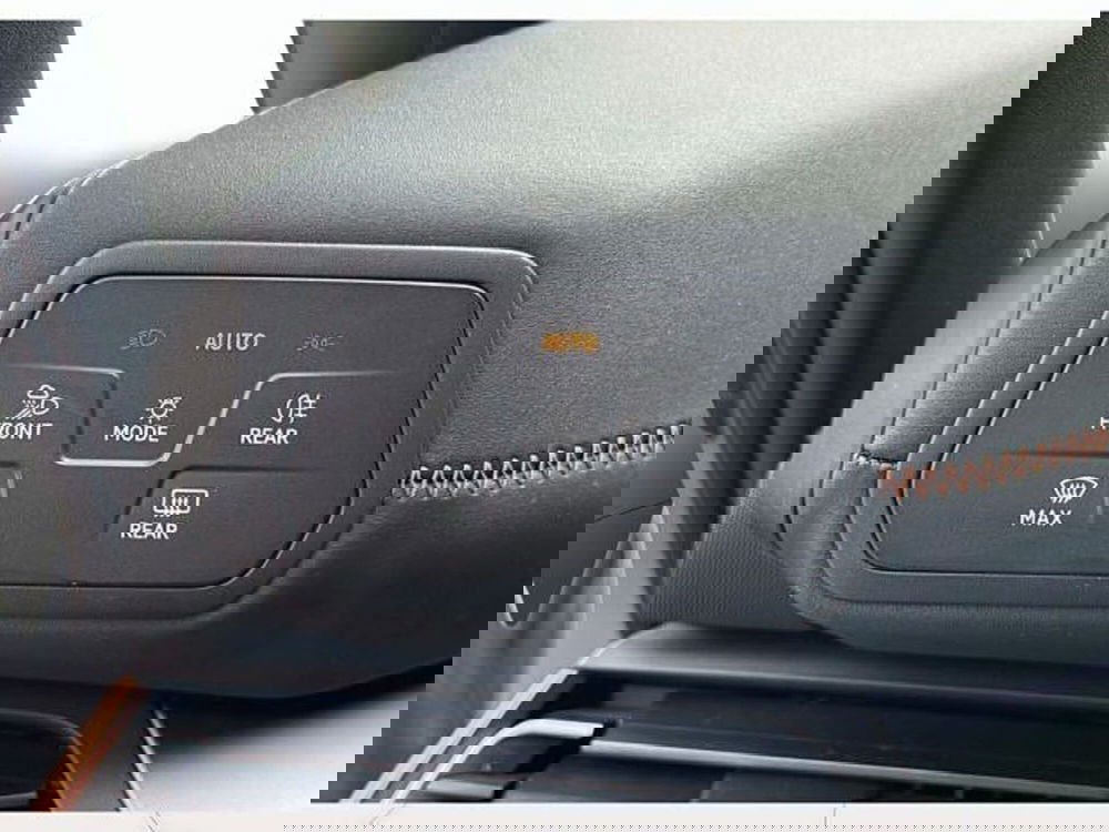 Cupra Born usata a Vicenza (13)