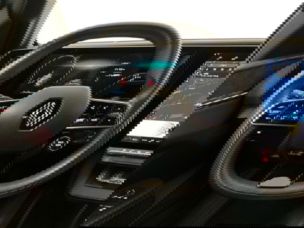 Renault Megane E-Tech Electric usata a Como (18)