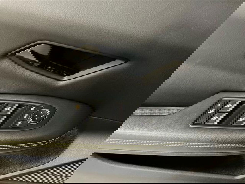 Renault Megane E-Tech Electric usata a Como (20)