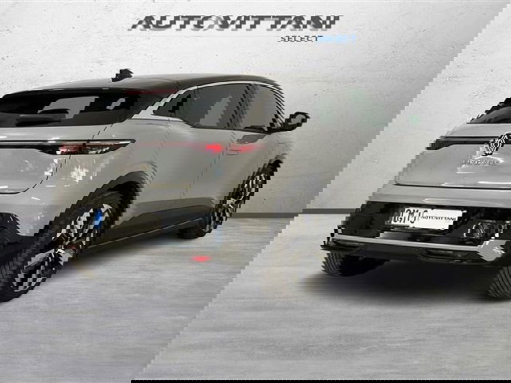 Renault Megane E-Tech Electric usata a Como (3)