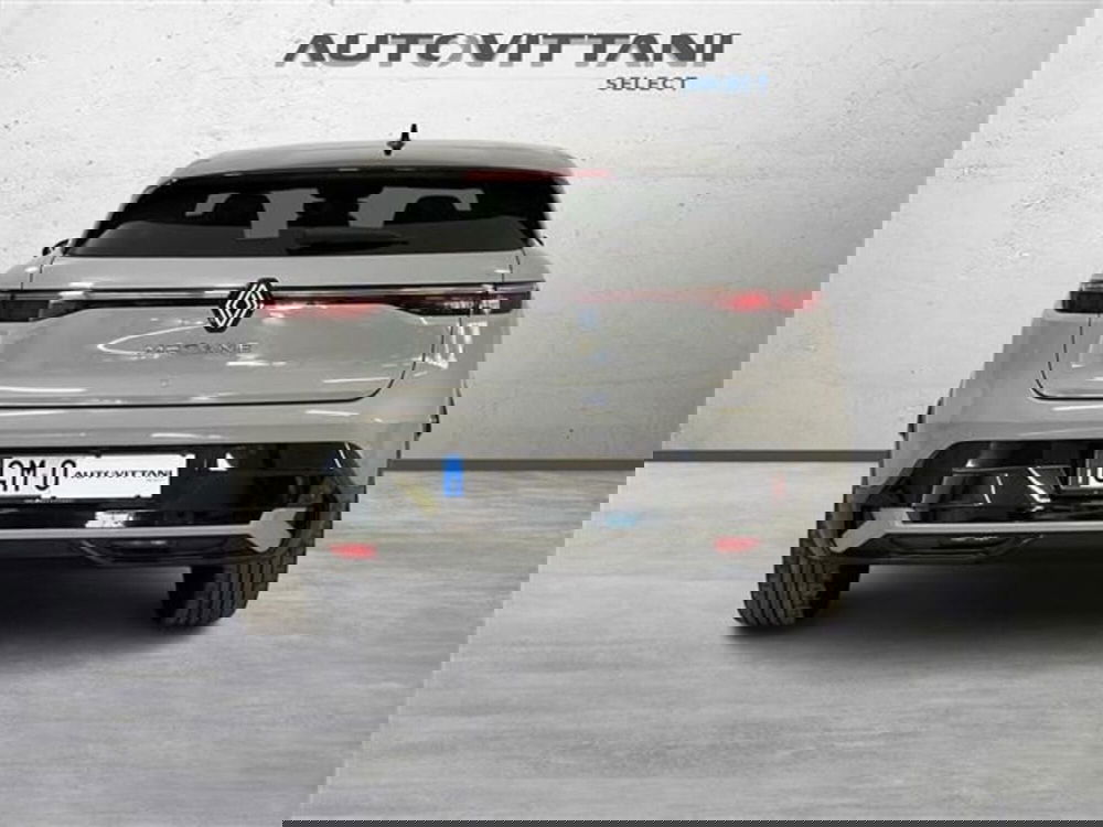 Renault Megane E-Tech Electric usata a Como (4)