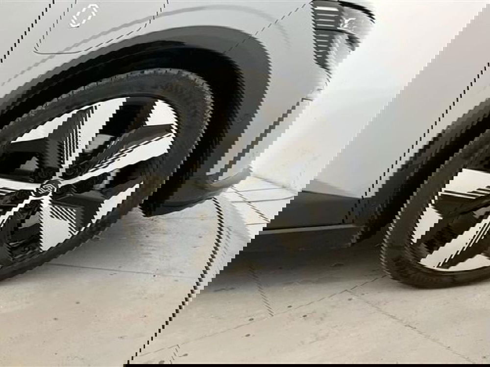 Renault Megane E-Tech Electric usata a Como (8)