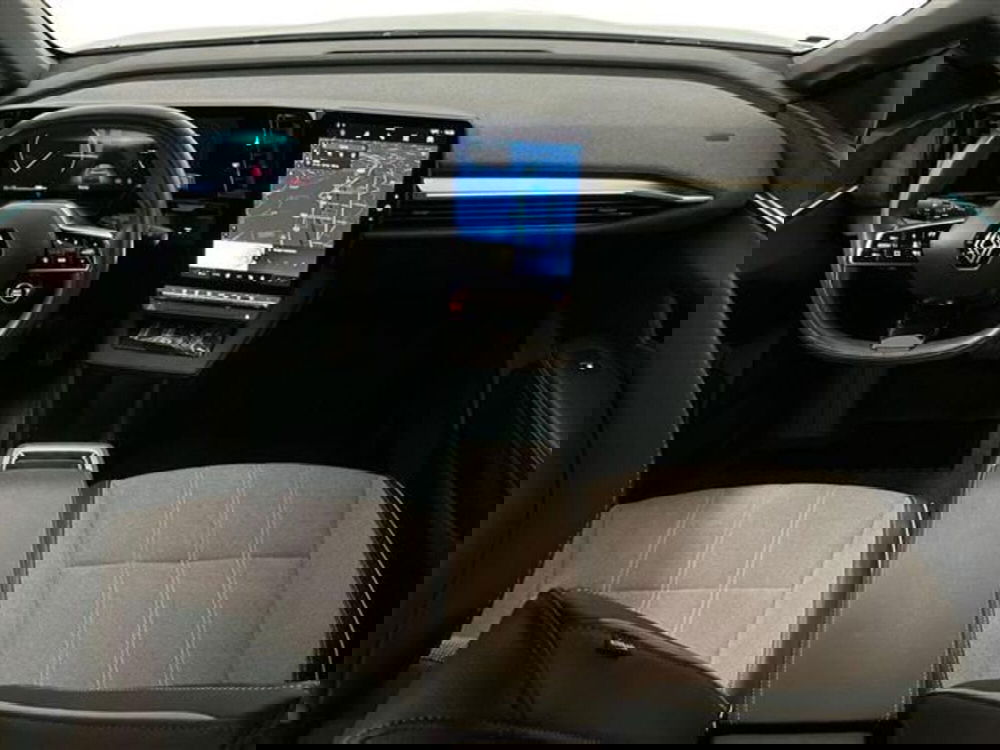 Renault Megane E-Tech Electric usata a Como (9)