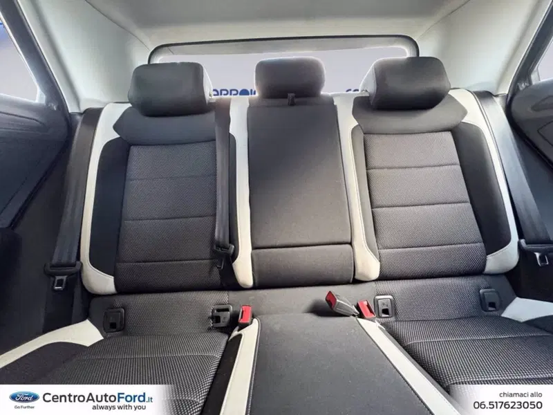 Volkswagen T-Roc usata a Roma (9)