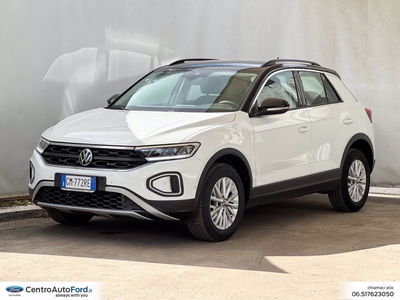 Volkswagen T-Roc 1.0 TSI Life del 2023 usata a Albano Laziale