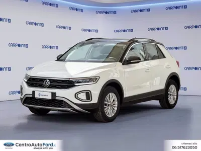 Volkswagen T-Roc 1.0 TSI Life del 2023 usata a Albano Laziale