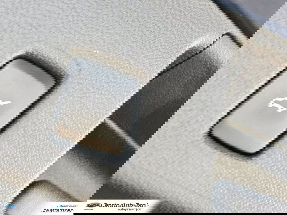 Ford Kuga usata a Roma (12)