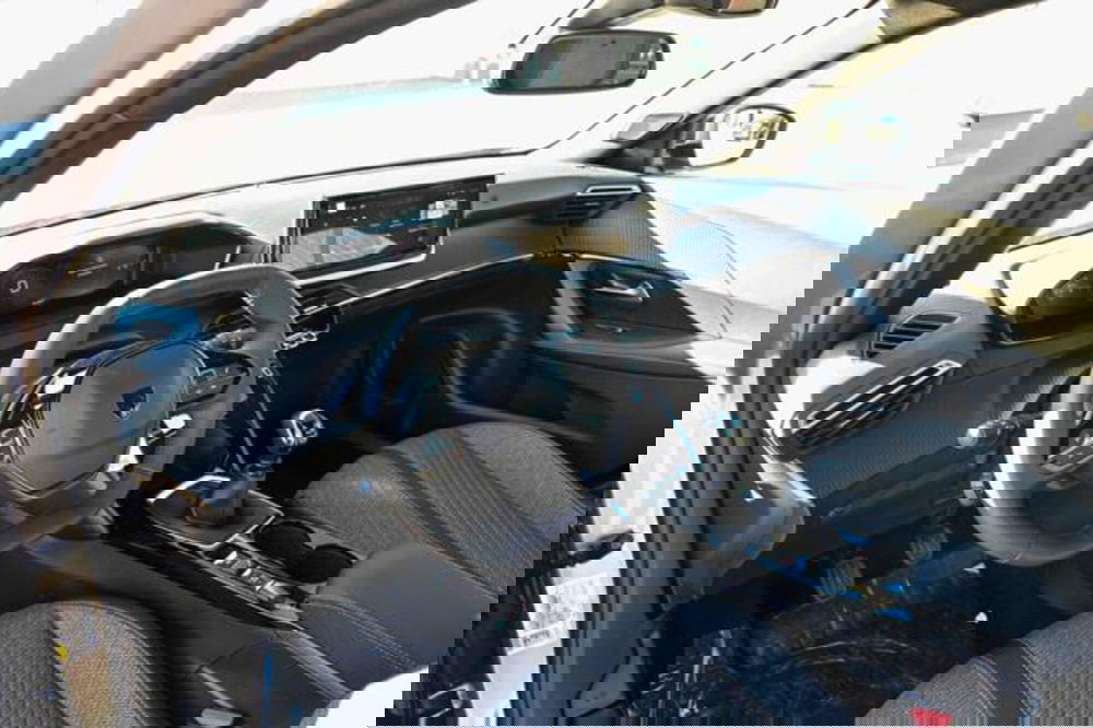 Peugeot 2008 nuova a Torino (12)