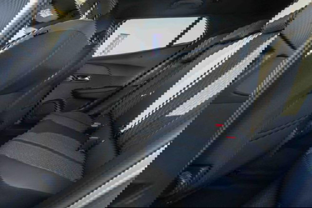 Peugeot 2008 nuova a Torino (15)