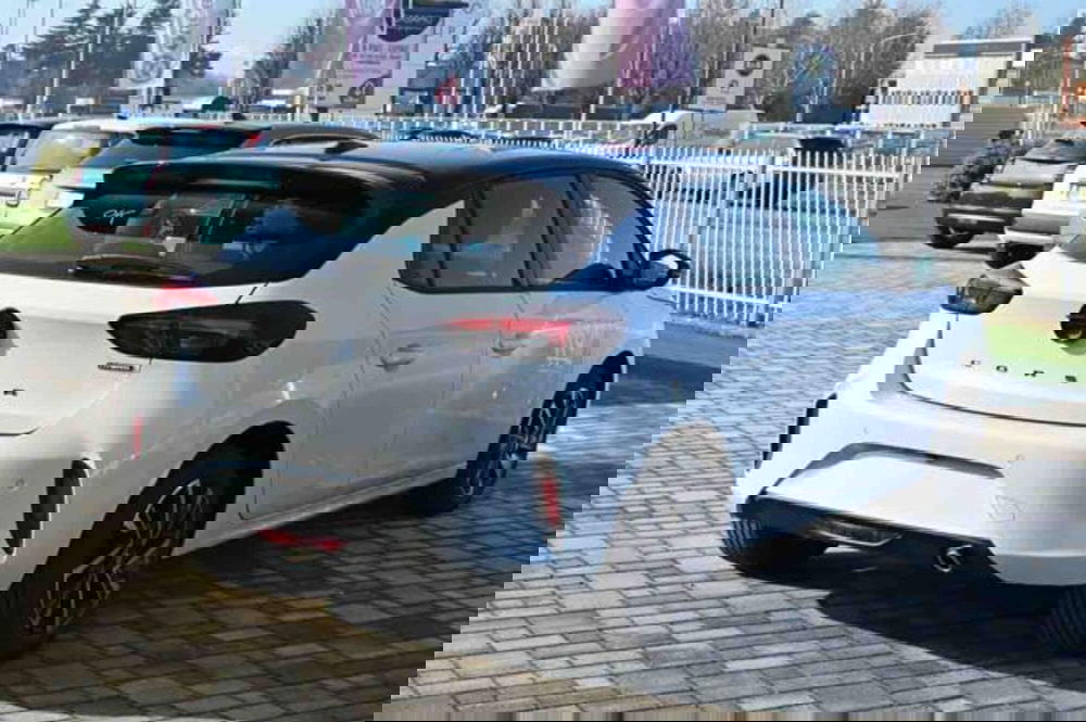 Opel Corsa nuova a Torino (4)