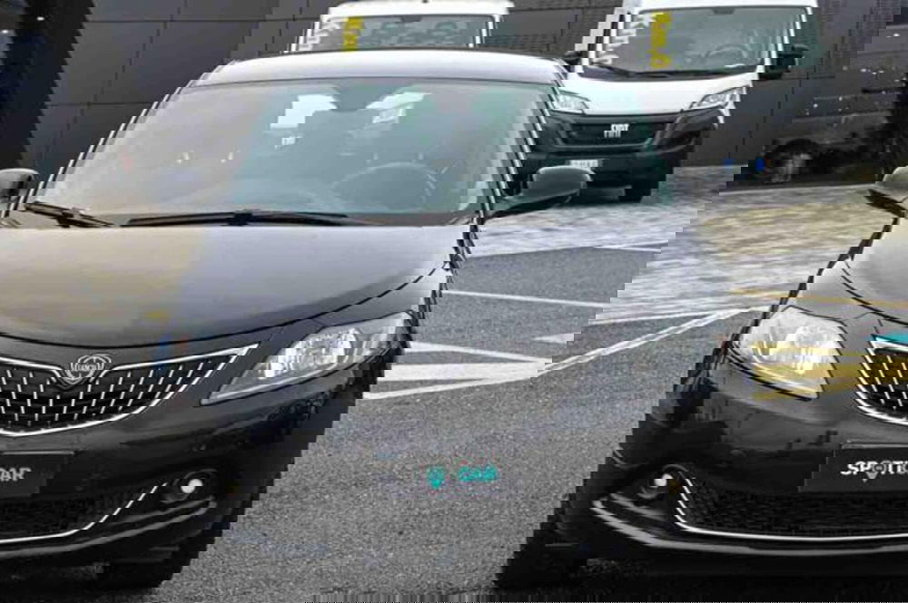 Lancia Ypsilon usata a Torino (2)