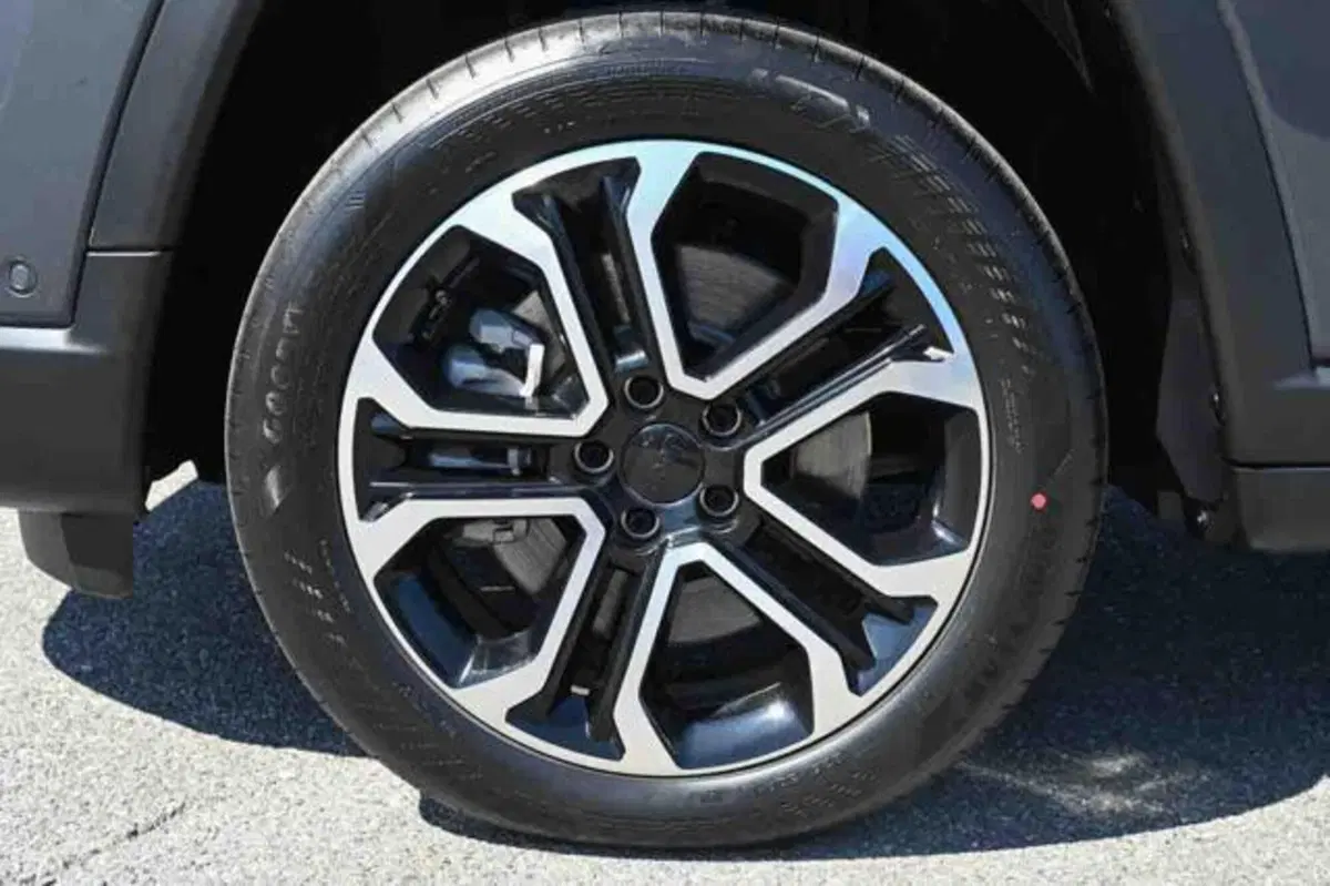 Jeep Compass nuova a Torino (10)