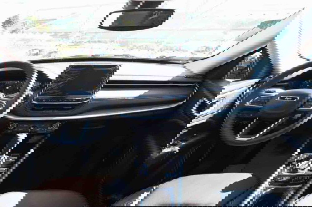 Jeep Compass nuova a Torino (10)