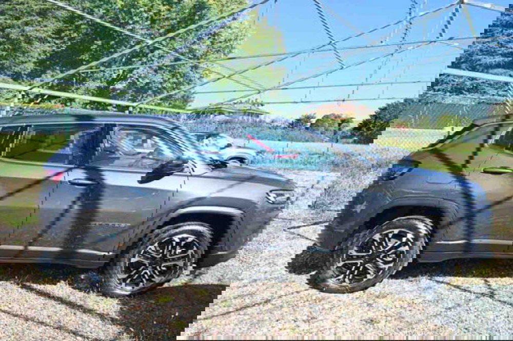 Jeep Compass nuova a Torino (4)