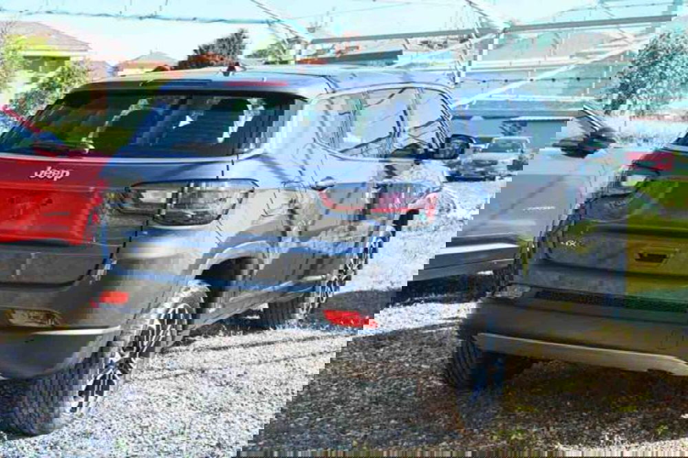 Jeep Compass nuova a Torino (5)