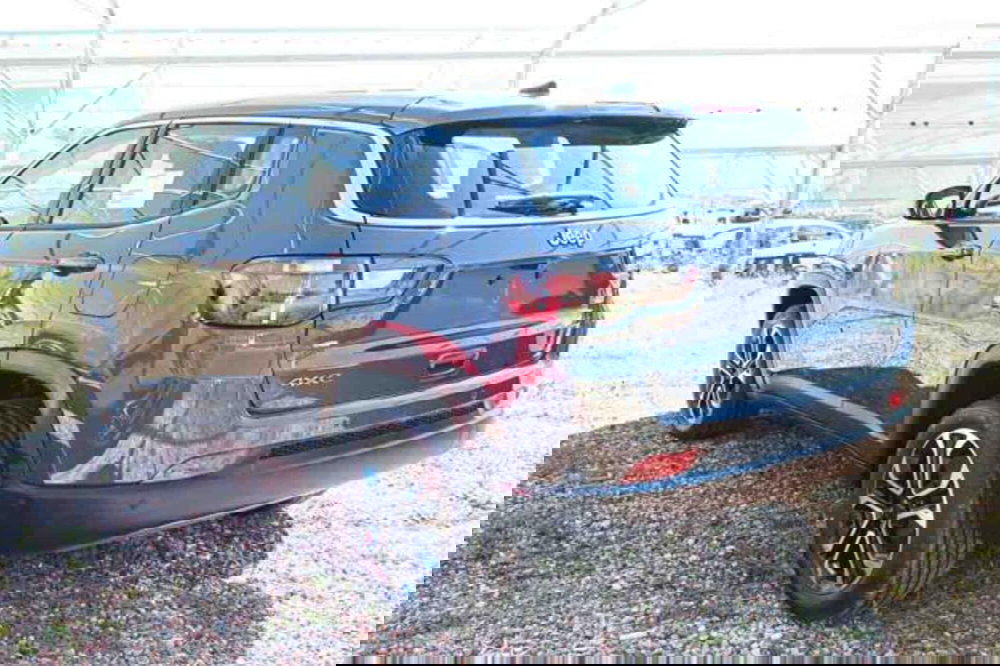 Jeep Compass nuova a Torino (7)