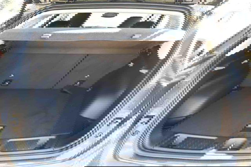 Jeep Compass nuova a Torino (8)