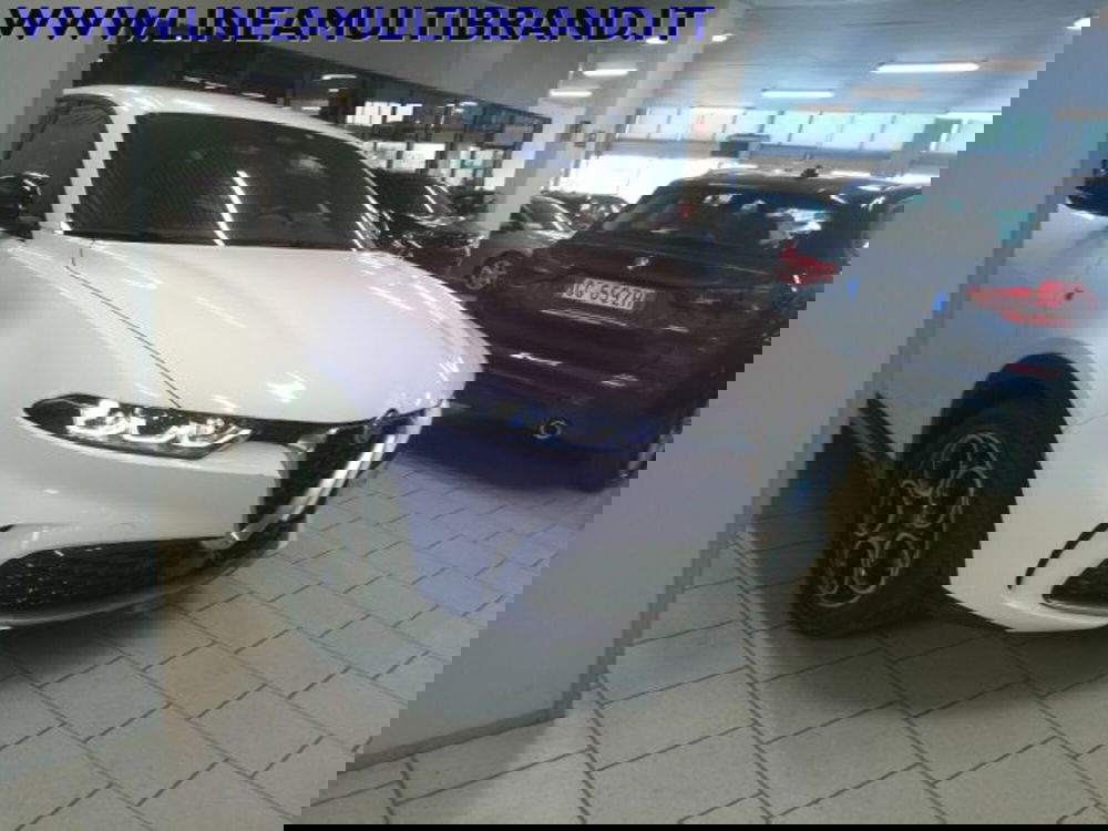 Alfa Romeo Tonale usata a Piacenza (15)