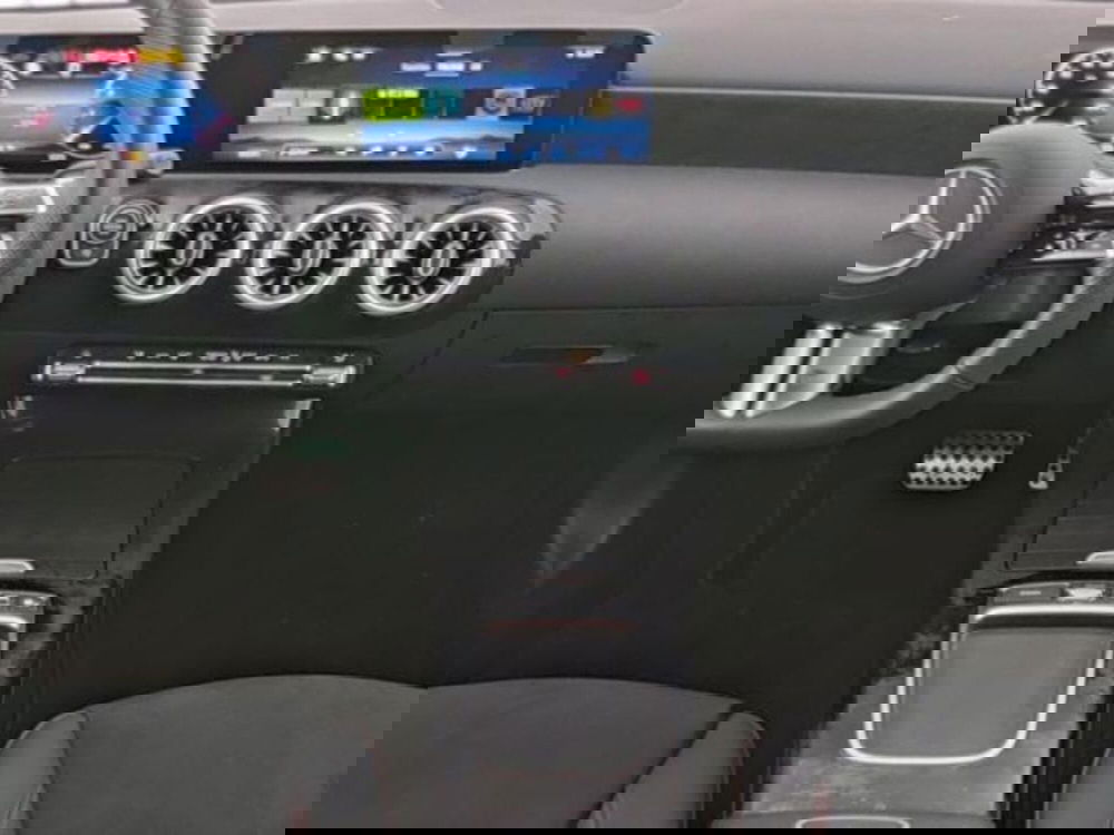 Mercedes-Benz Classe A usata a Milano (9)