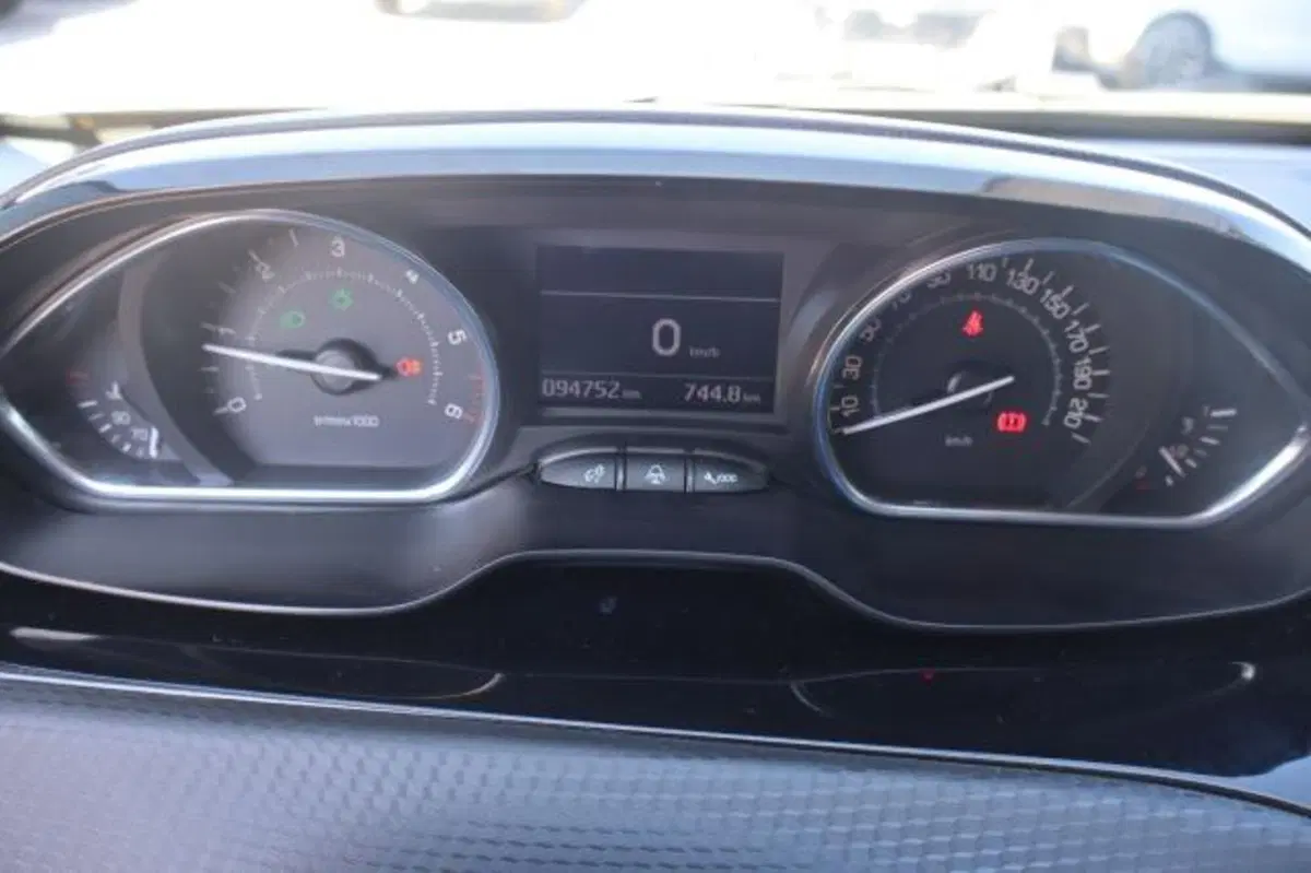 Peugeot 2008 usata a Gorizia (12)