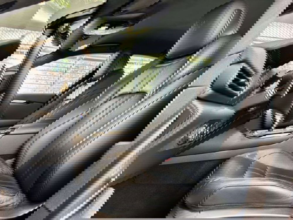 Maserati Levante usata a Torino (10)