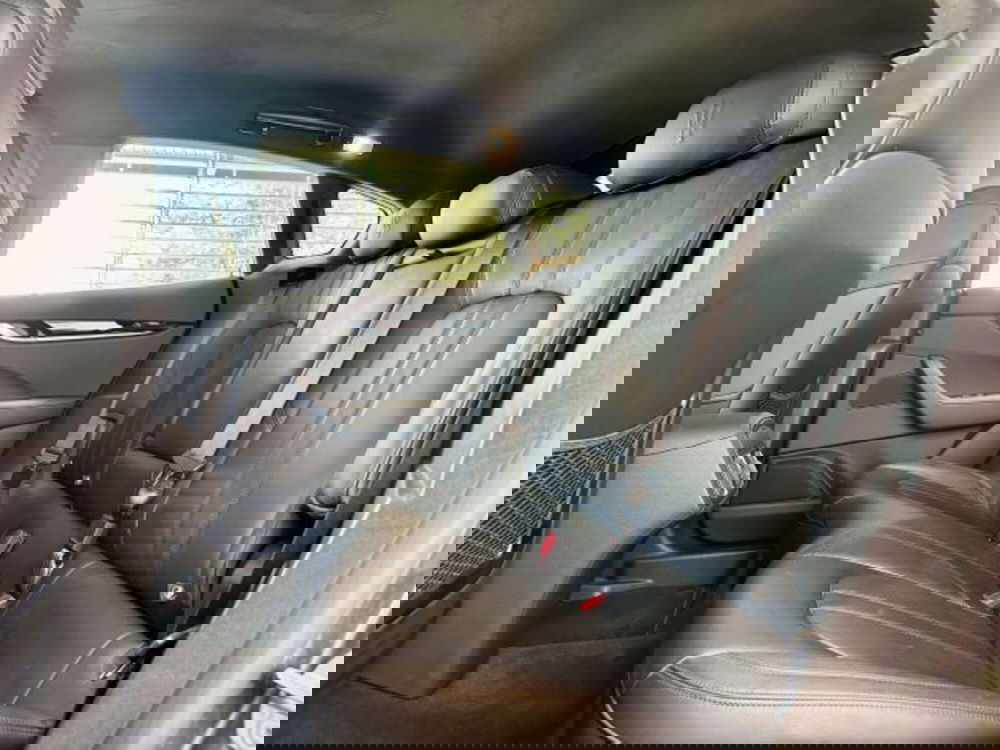 Maserati Levante usata a Torino (11)