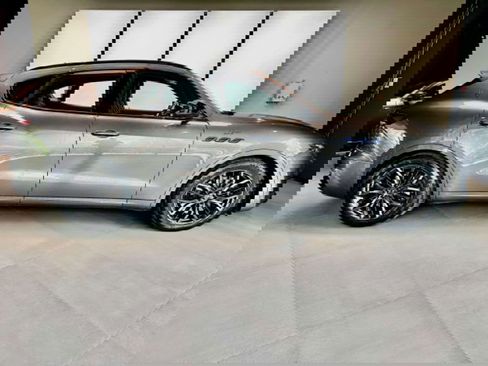 Maserati Levante usata a Torino (4)