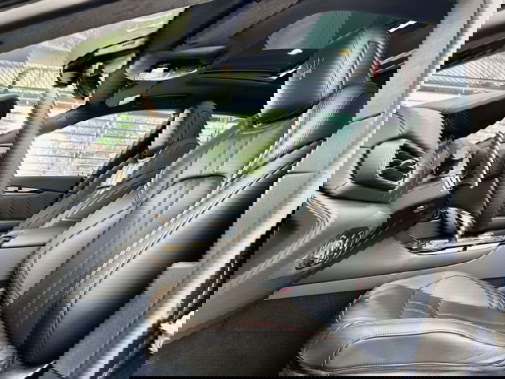 Maserati Levante usata a Torino (10)