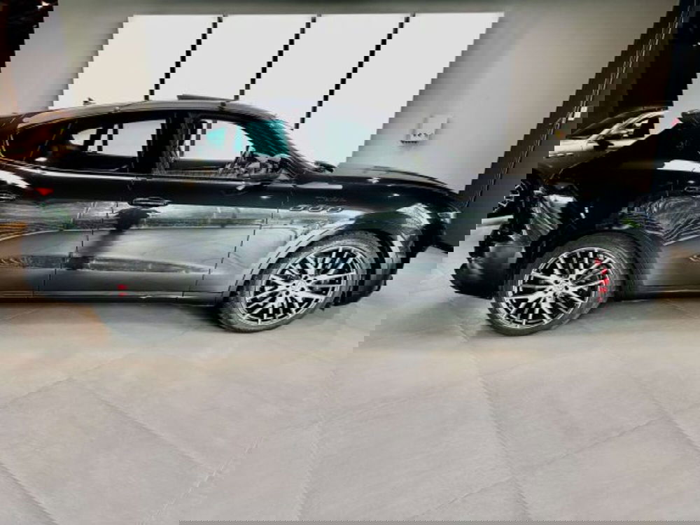 Maserati Levante usata a Torino (4)