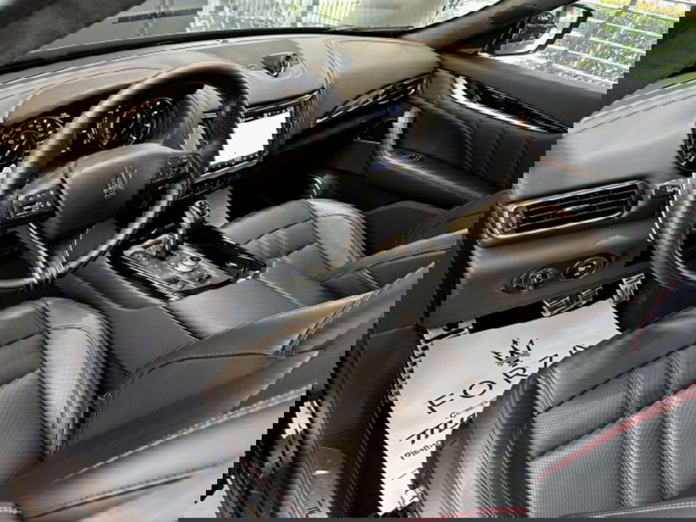 Maserati Levante usata a Torino (9)