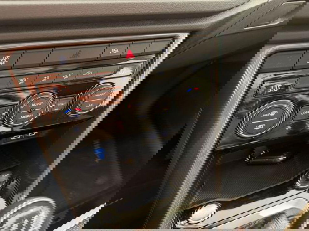 Volkswagen T-Roc usata a Salerno (17)