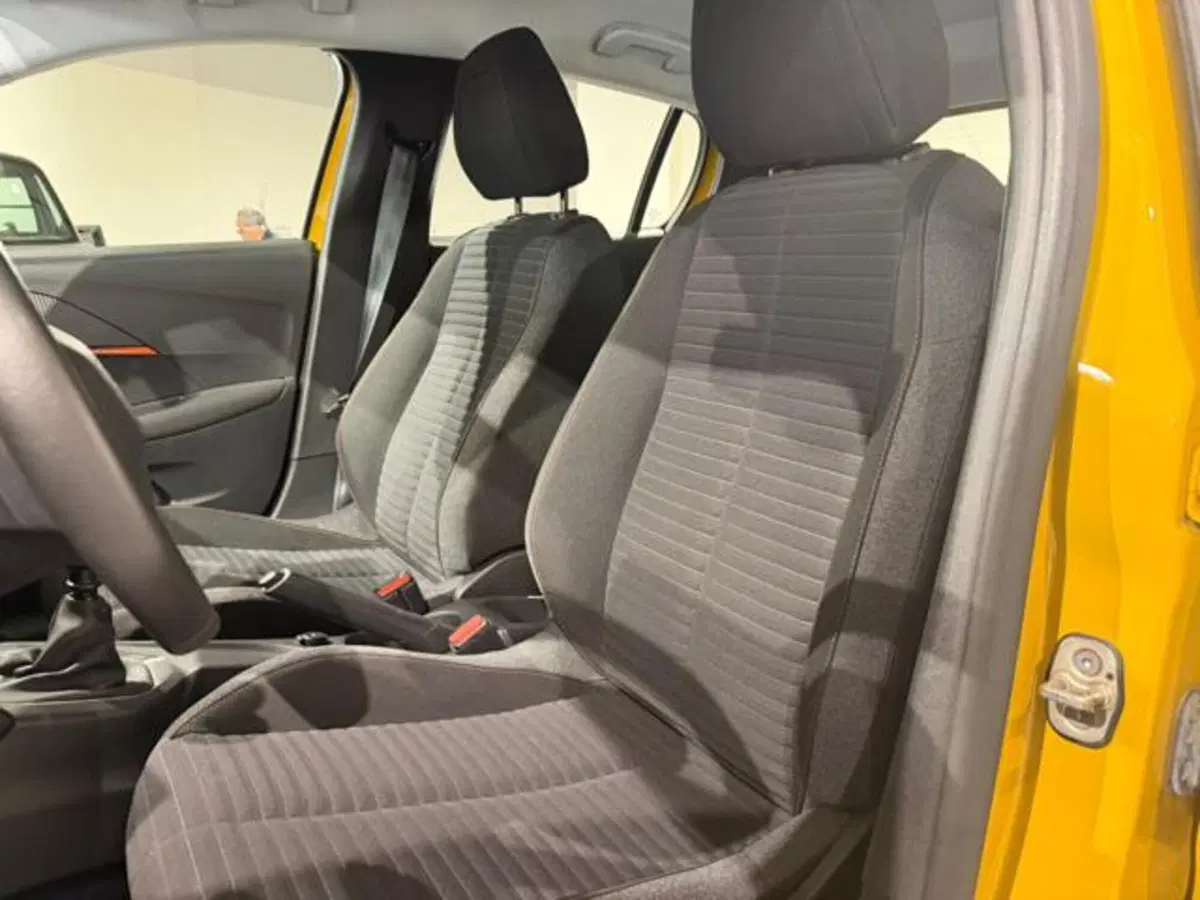 Peugeot 208 usata a Salerno (11)