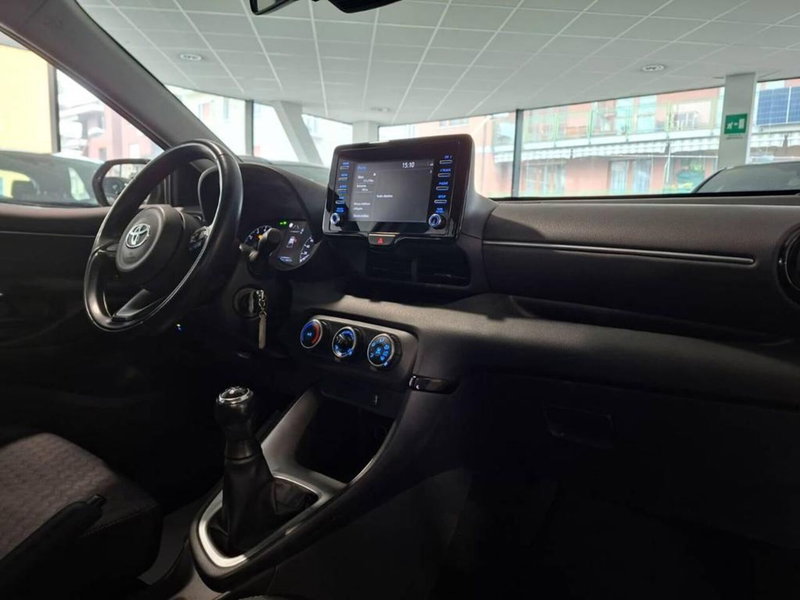 Toyota Yaris usata a Torino (12)