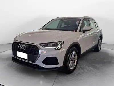 Audi Q3 35 TFSI S tronic Business del 2023 usata a Torino