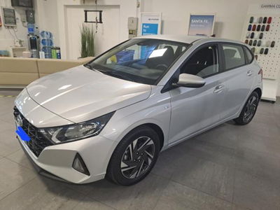 Hyundai i20 1.0 t-gdi 48V Connectline imt del 2022 usata a Parma