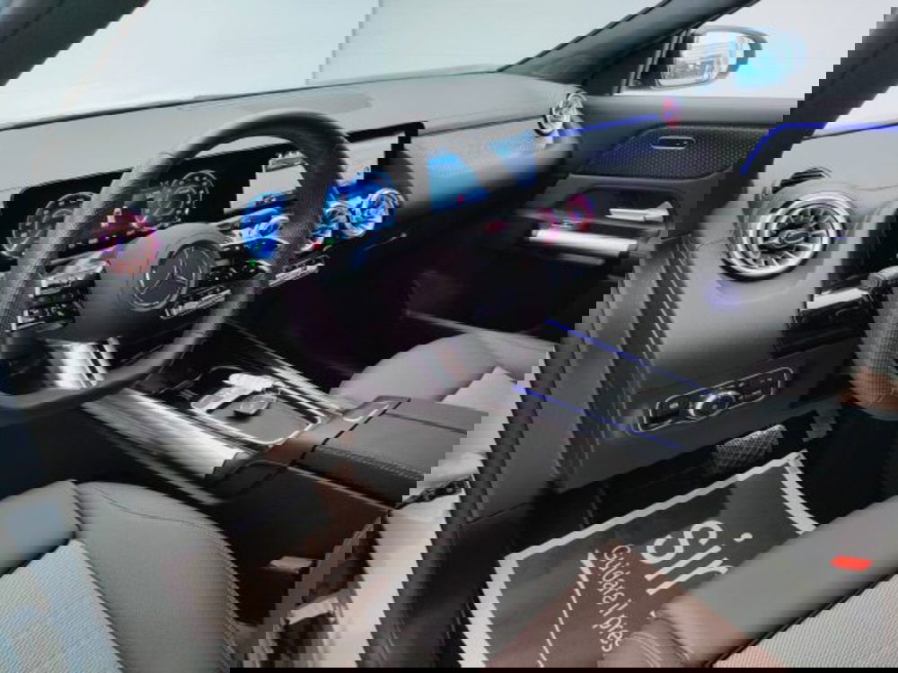 Mercedes-Benz EQA usata a Teramo (14)