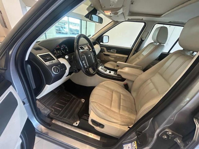 Land Rover Range Rover Sport usata a Lucca (12)