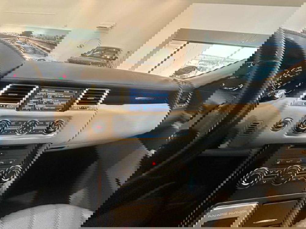 Land Rover Range Rover Sport usata a Lucca (14)