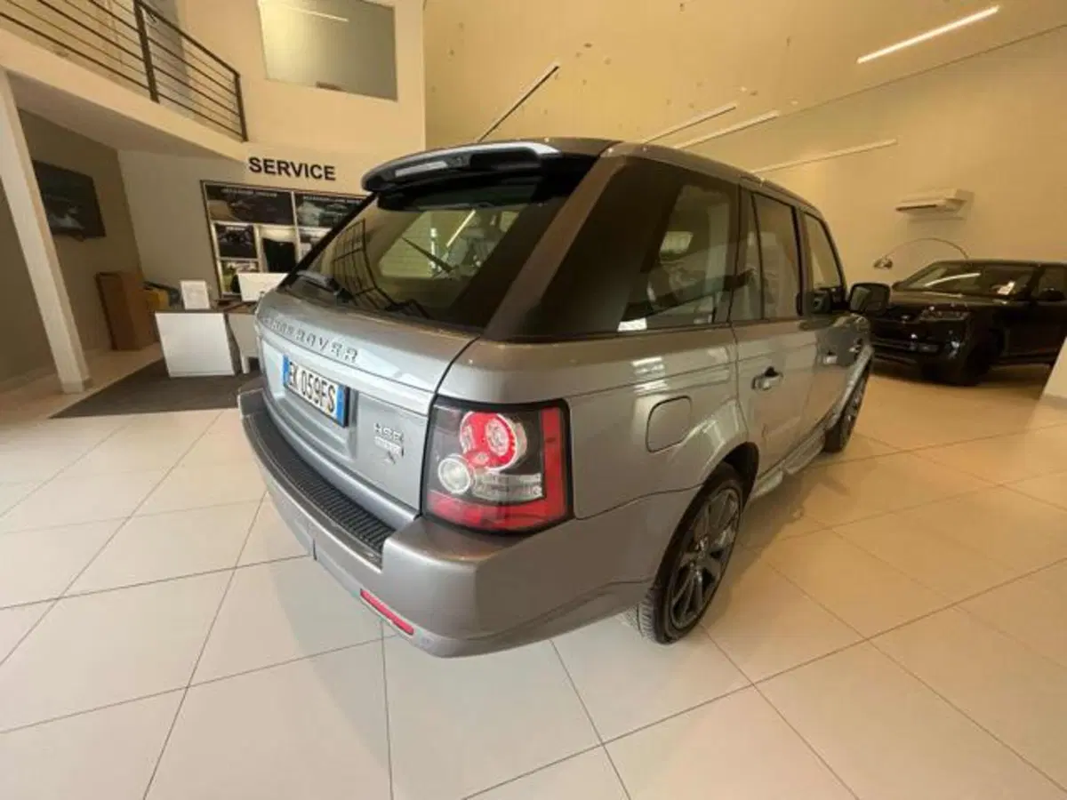 Land Rover Range Rover Sport usata a Lucca (2)