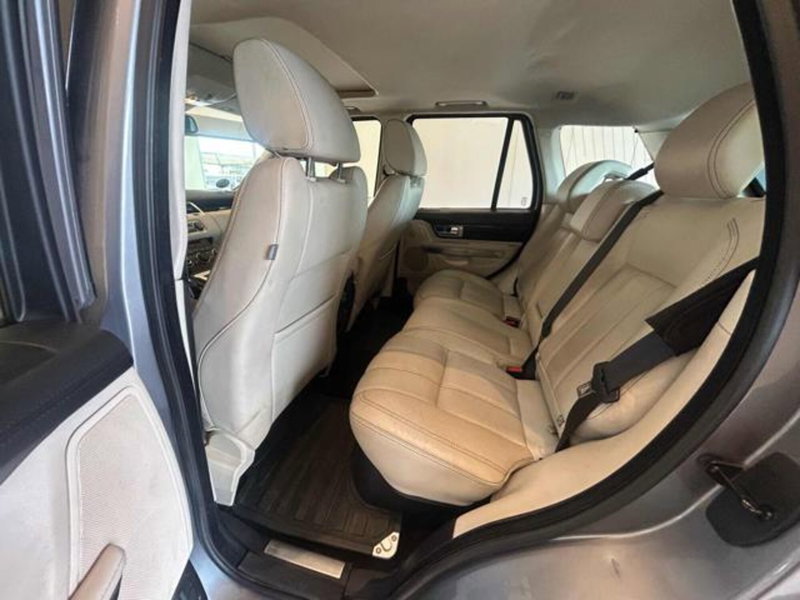 Land Rover Range Rover Sport usata a Lucca (9)