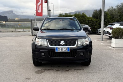 Suzuki Grand Vitara 1.6 16V 3 porte Offroad del 2009 usata a Fondi