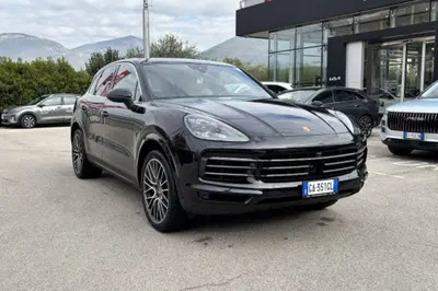 Porsche Cayenne 3.0 V6 del 2020 usata a Fondi