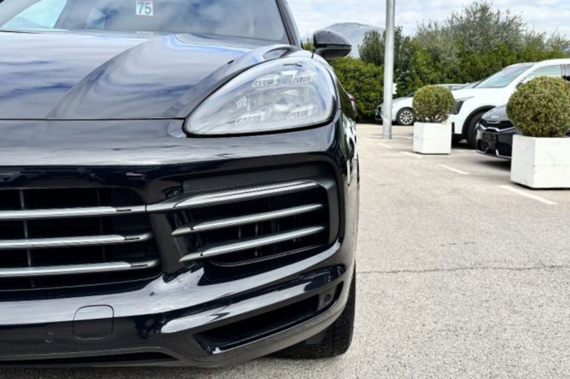 Porsche Cayenne usata a Latina (11)