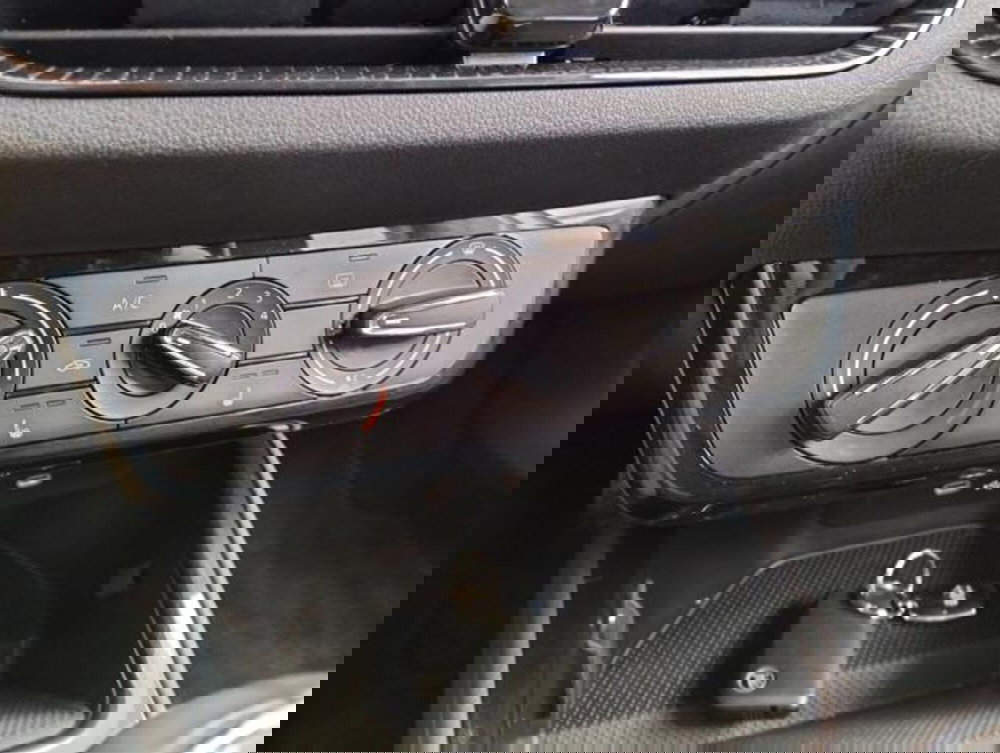 Skoda Fabia usata a Como (16)