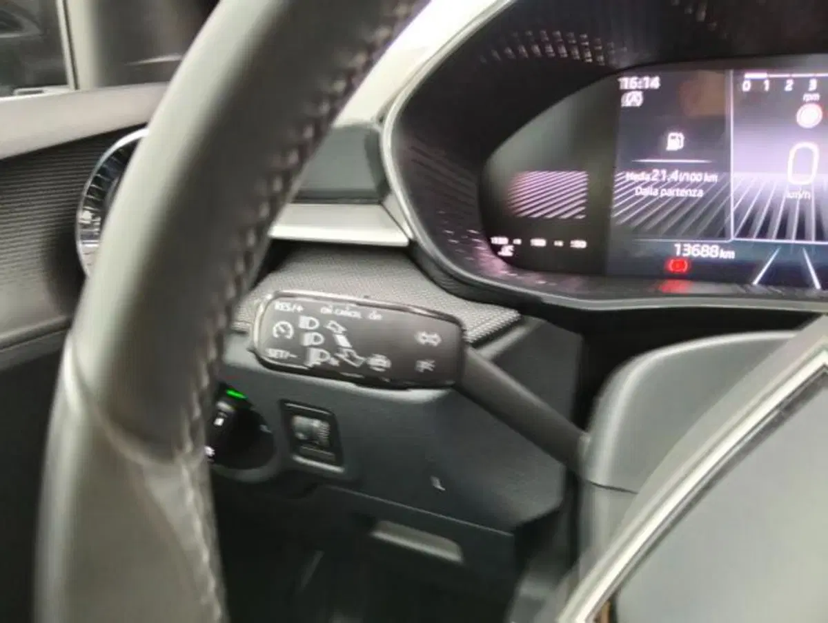 Skoda Fabia usata a Como (11)