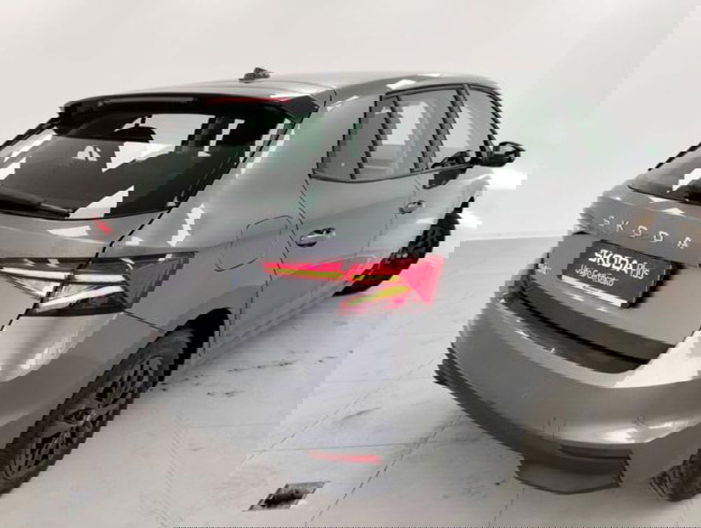 Skoda Fabia usata a Como (2)