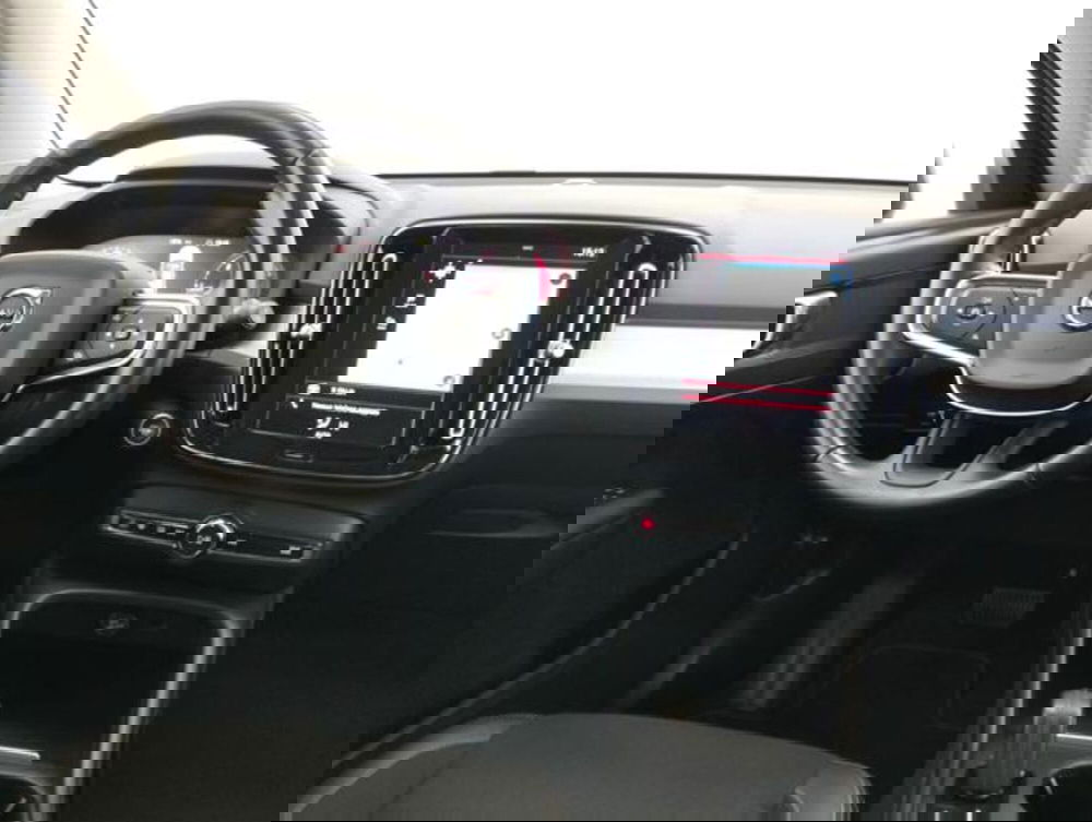 Volvo XC40 usata a Como (10)