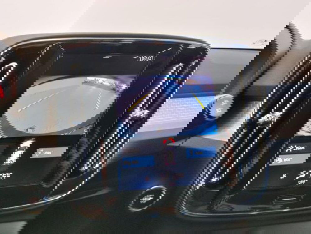 Volvo XC40 usata a Como (17)