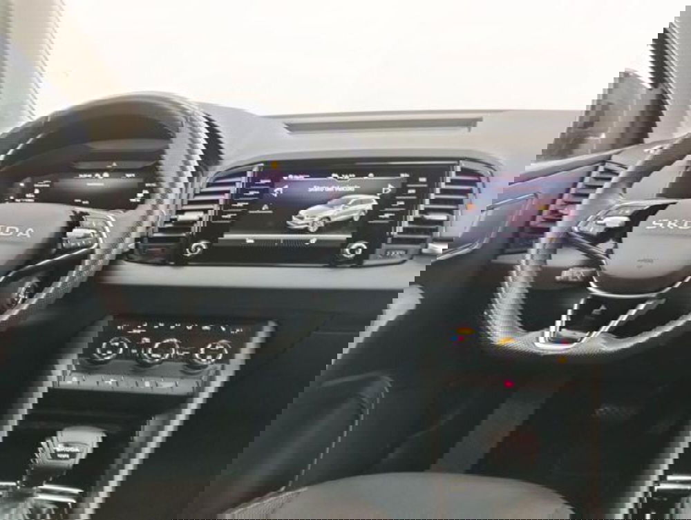 Skoda Karoq usata a Como (10)