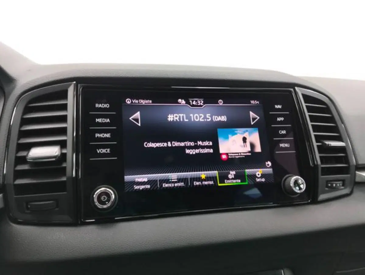 Skoda Karoq usata a Como (7)